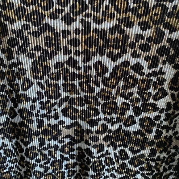 NWT Forever 21 Leopard Print Midi Skirt - Picture 4 of 6